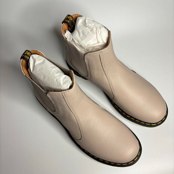 Dr. Martens Women's 2976 Virginia Leather Chelsea Boot in Vintage Taupe - Picture 7 of 9